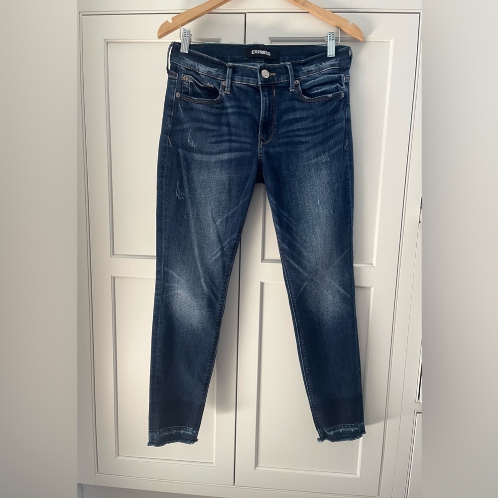 Express Women’s Mid Rise Stretch Repreve Ankle Legging Jeans Raw Hem 6R